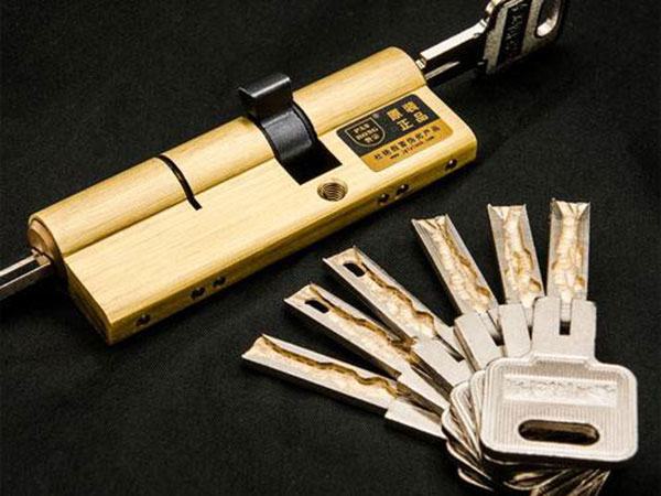 黄龙24小时上门开锁公司