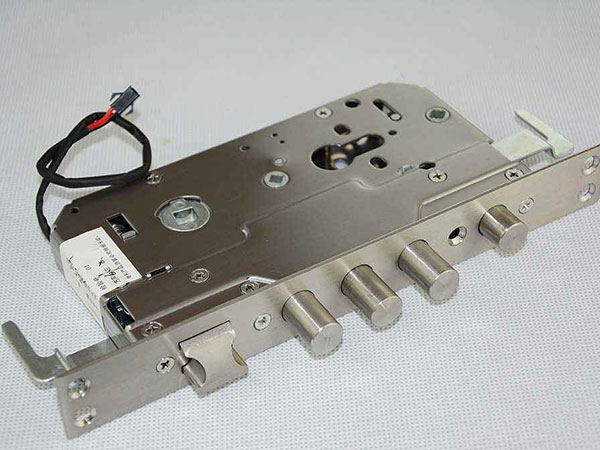 黄龙24小时上门开锁公司